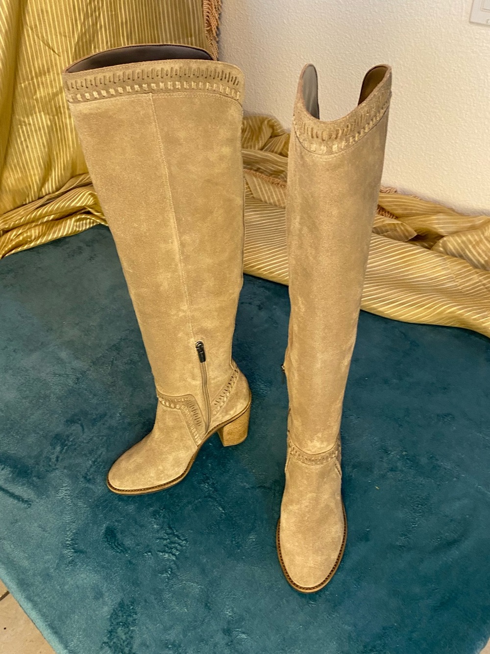 VINCE CAMUTO Tan Suede Leather Over-the-Knee 4” Heel Boots, 9, zipper, elastic